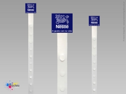 Tiras impulsivas para colgar en góndolas con productos livianos. Nestlé tiras impulsivas para góndolas